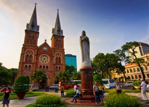 Tour de Saigon après la croisière 4 Jours/ 3 Nuits