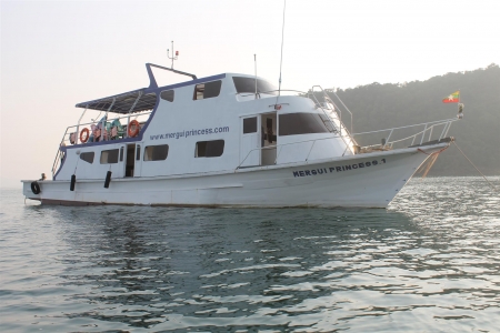 MSK-02 : Programme de plongée en apnée et de kayak au Myanmar